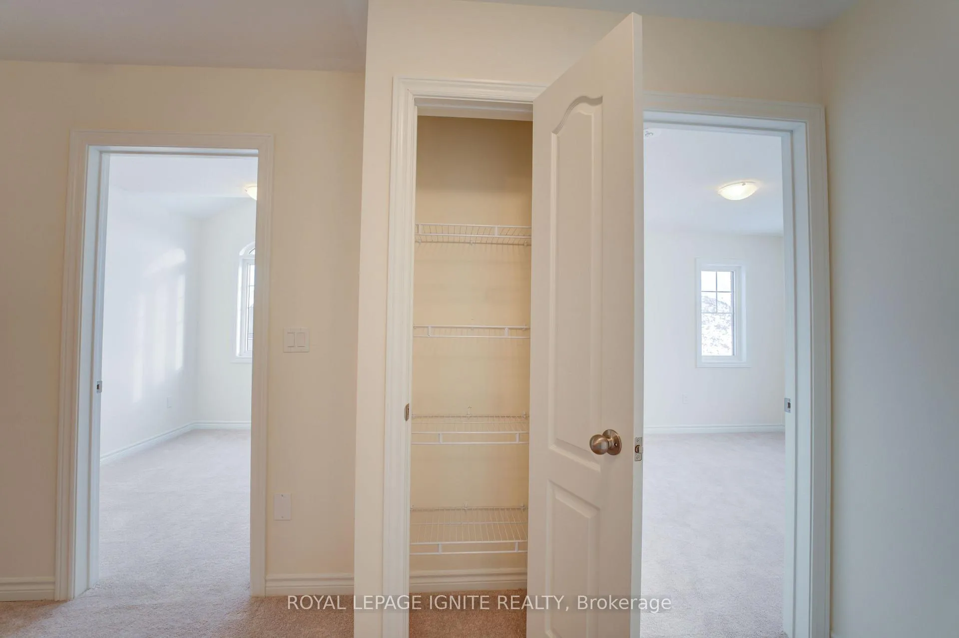 Photo 34 of 21 Raines Road, Scugog, Port Perry — HOMEH