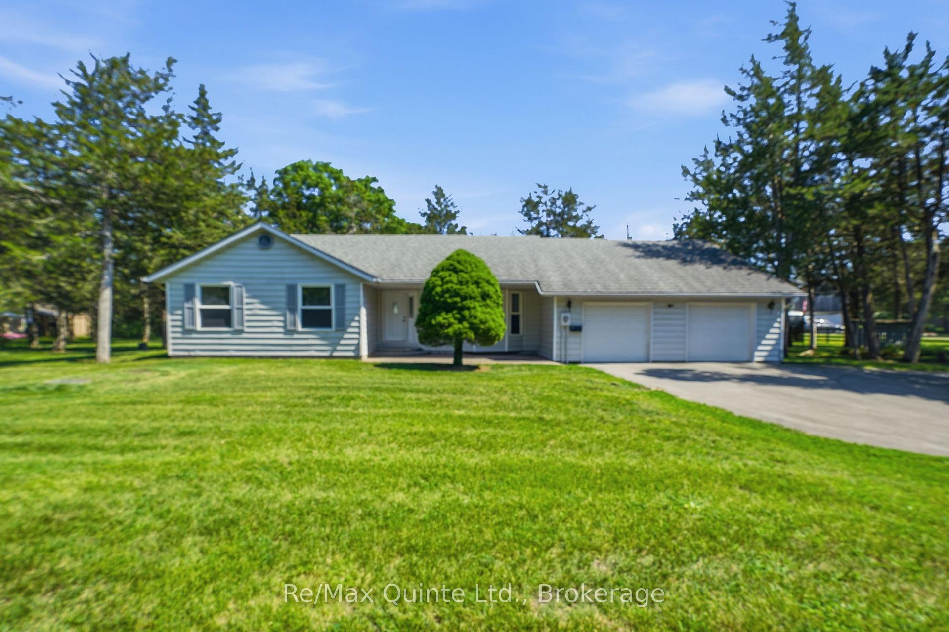Photo 3 of 1076 Massassauga Road, Prince Edward County, Ameliasburg Ward — HOMEH