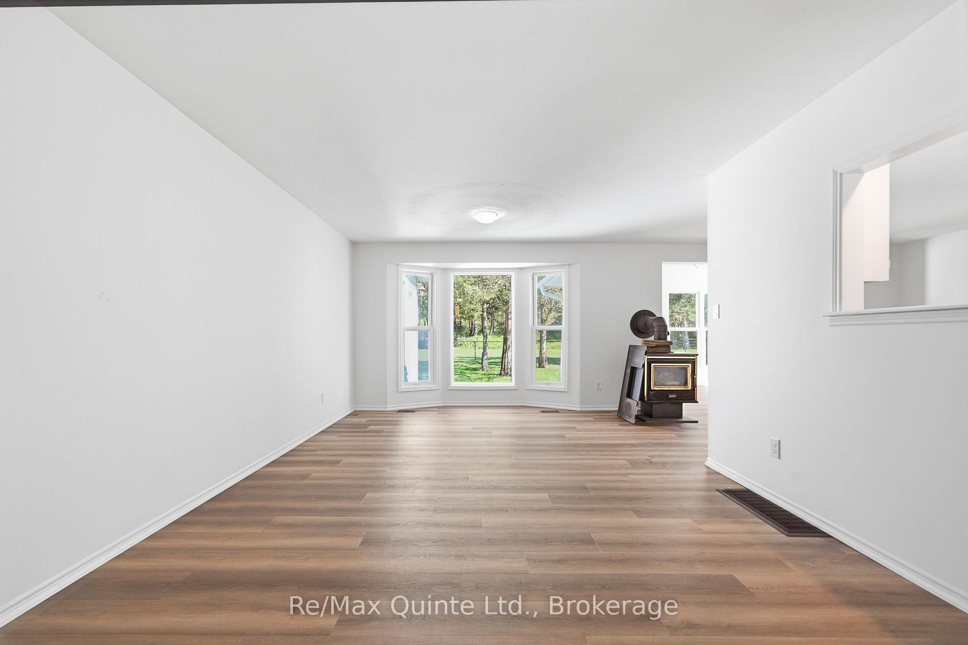 Photo 10 of 1076 Massassauga Road, Prince Edward County, Ameliasburg Ward — HOMEH