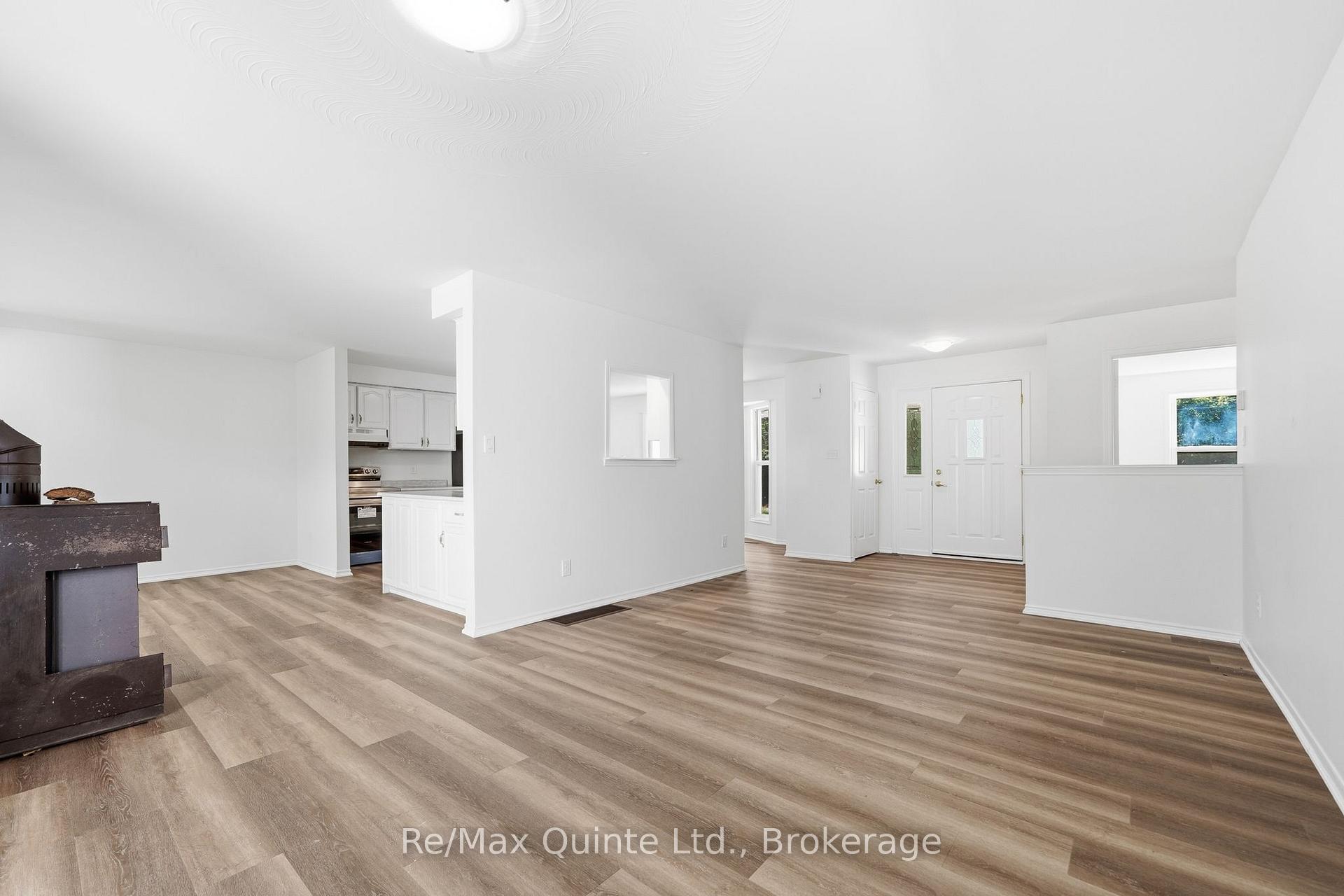 Photo 16 of 1076 Massassauga Road, Prince Edward County, Ameliasburg Ward — HOMEH