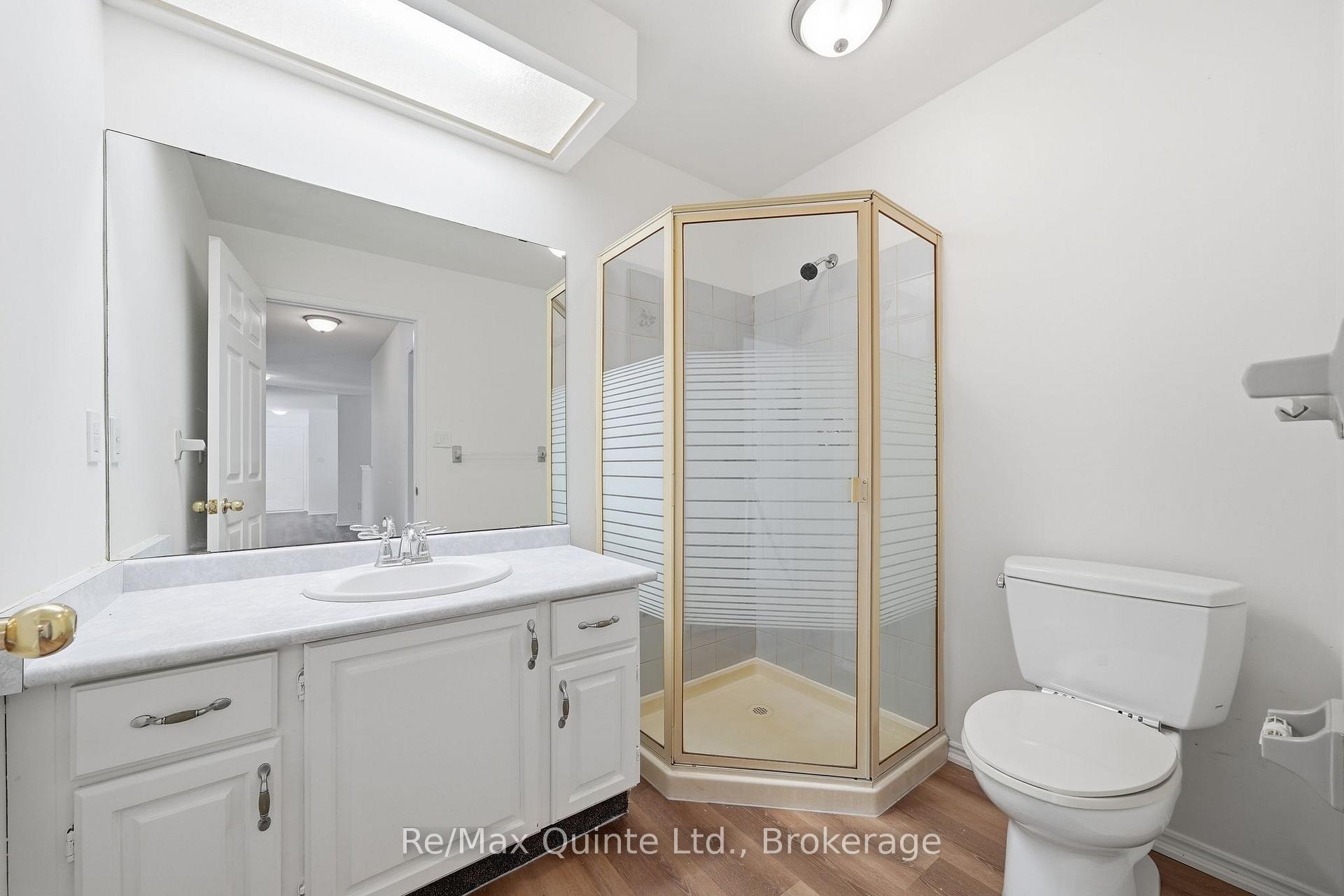 Photo 31 of 1076 Massassauga Road, Prince Edward County, Ameliasburg Ward — HOMEH