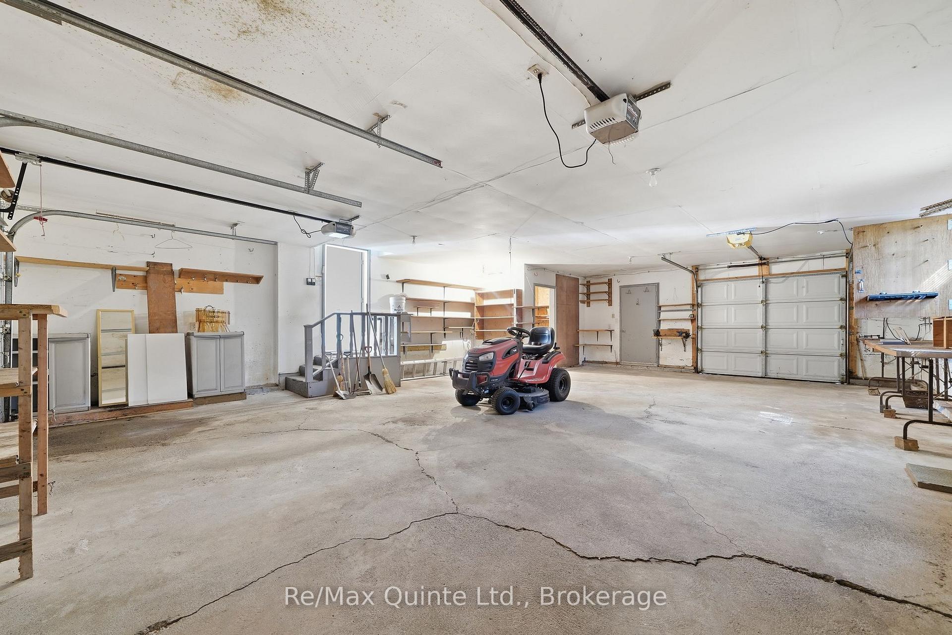Photo 35 of 1076 Massassauga Road, Prince Edward County, Ameliasburg Ward — HOMEH