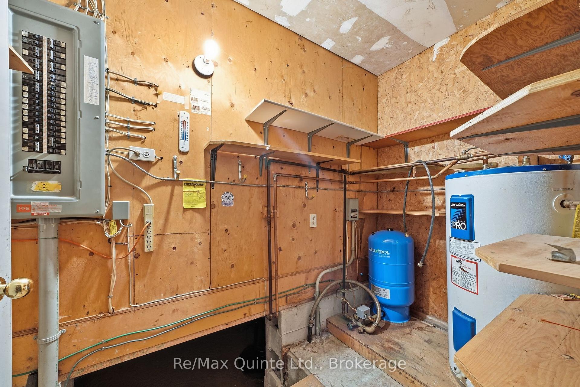 Photo 37 of 1076 Massassauga Road, Prince Edward County, Ameliasburg Ward — HOMEH