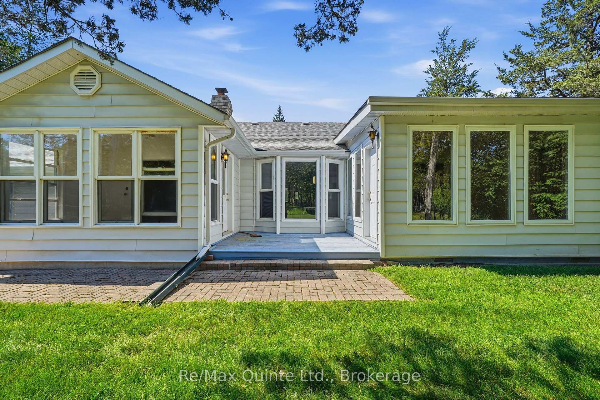 Photo 41 of 1076 Massassauga Road, Prince Edward County, Ameliasburg Ward — HOMEH