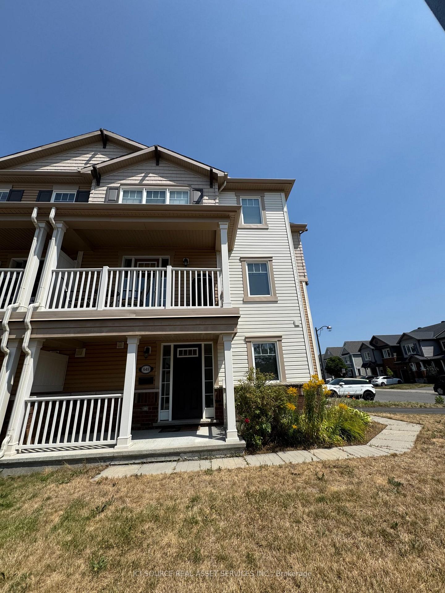 Photo 4 of 649 Bluegill Avenue, Ottawa, Barrhaven - Half Moon Bay — HOMEH