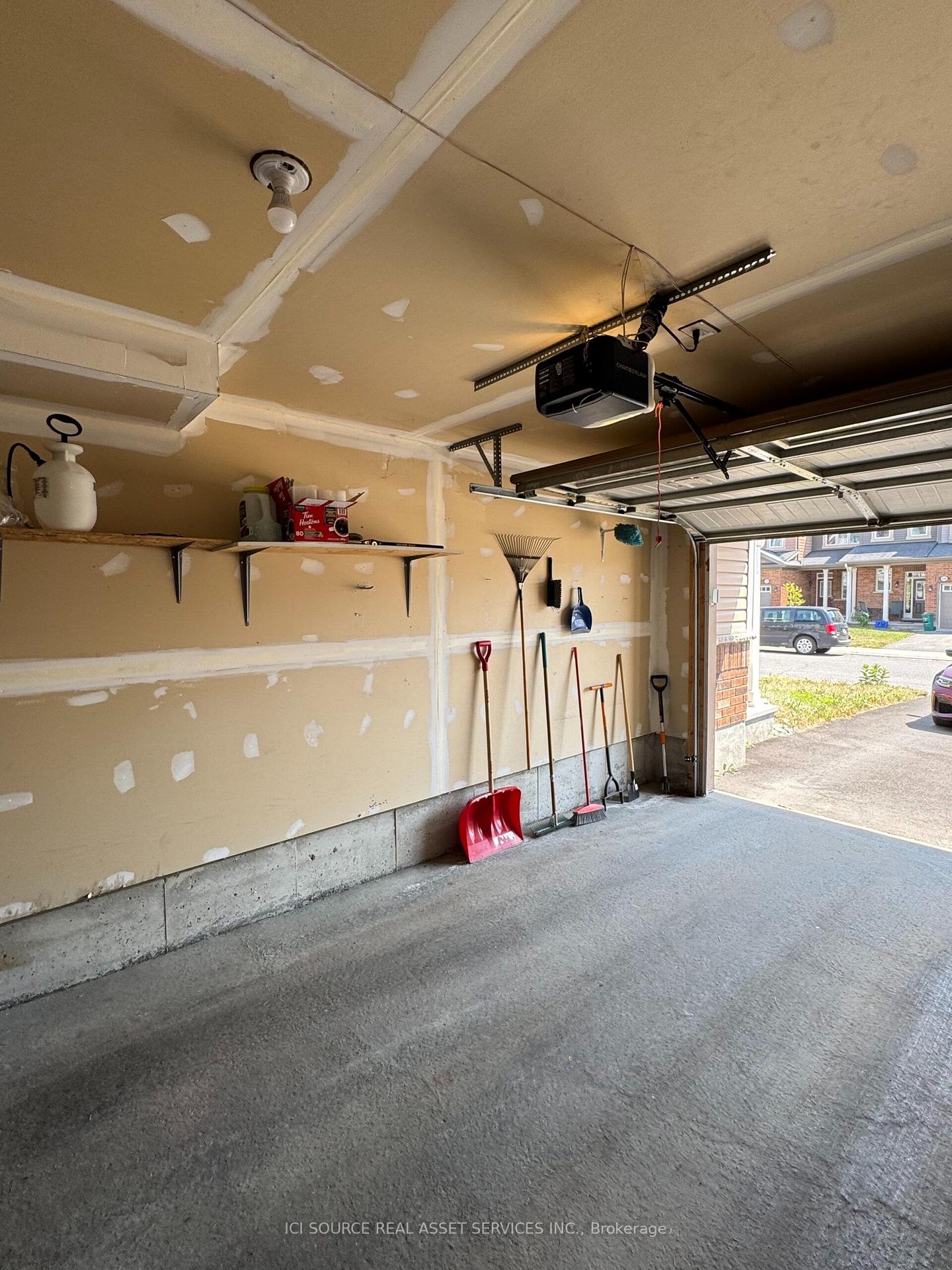 Photo 9 of 649 Bluegill Avenue, Ottawa, Barrhaven - Half Moon Bay — HOMEH