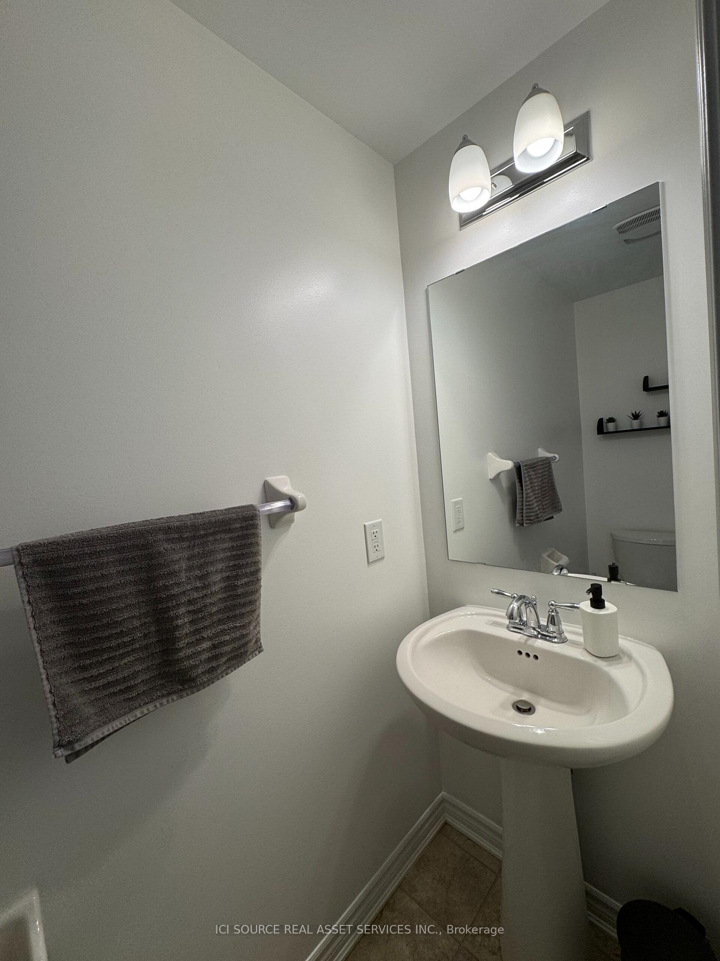 Photo 10 of 649 Bluegill Avenue, Ottawa, Barrhaven - Half Moon Bay — HOMEH
