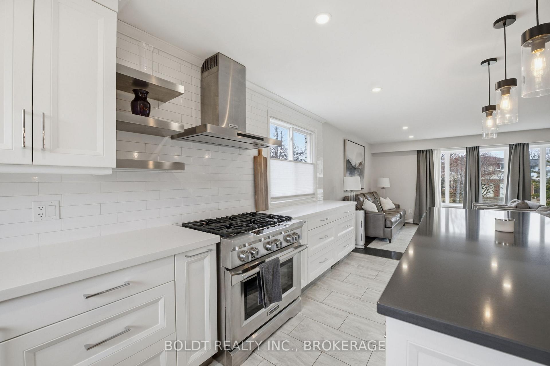 Photo 12 of 3 Wendover Place, St. Catharines, Lakeshore — HOMEH