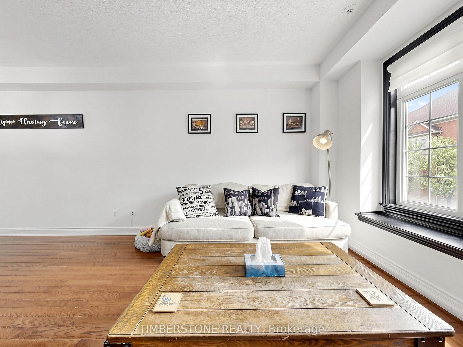 Photo 7 of 32 George Bogg Road, Vaughan, East Woodbridge — HOMEH