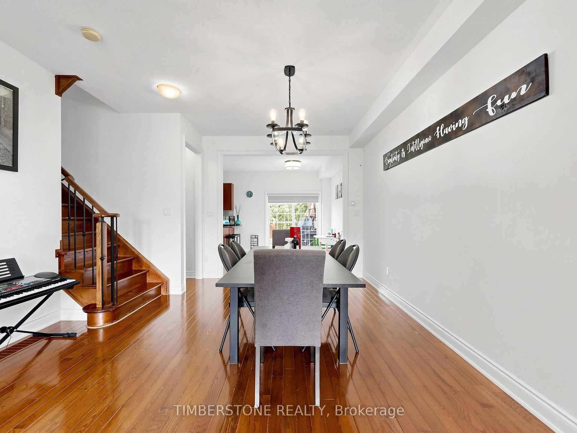 Photo 11 of 32 George Bogg Road, Vaughan, East Woodbridge — HOMEH