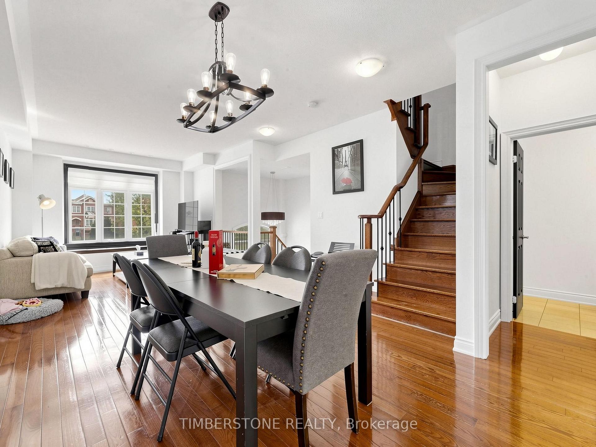 Photo 12 of 32 George Bogg Road, Vaughan, East Woodbridge — HOMEH