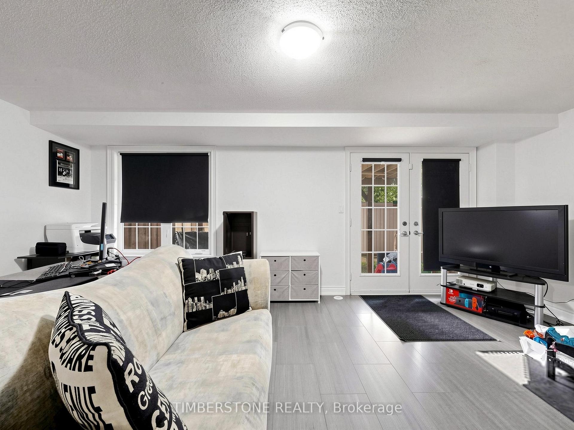 Photo 39 of 32 George Bogg Road, Vaughan, East Woodbridge — HOMEH