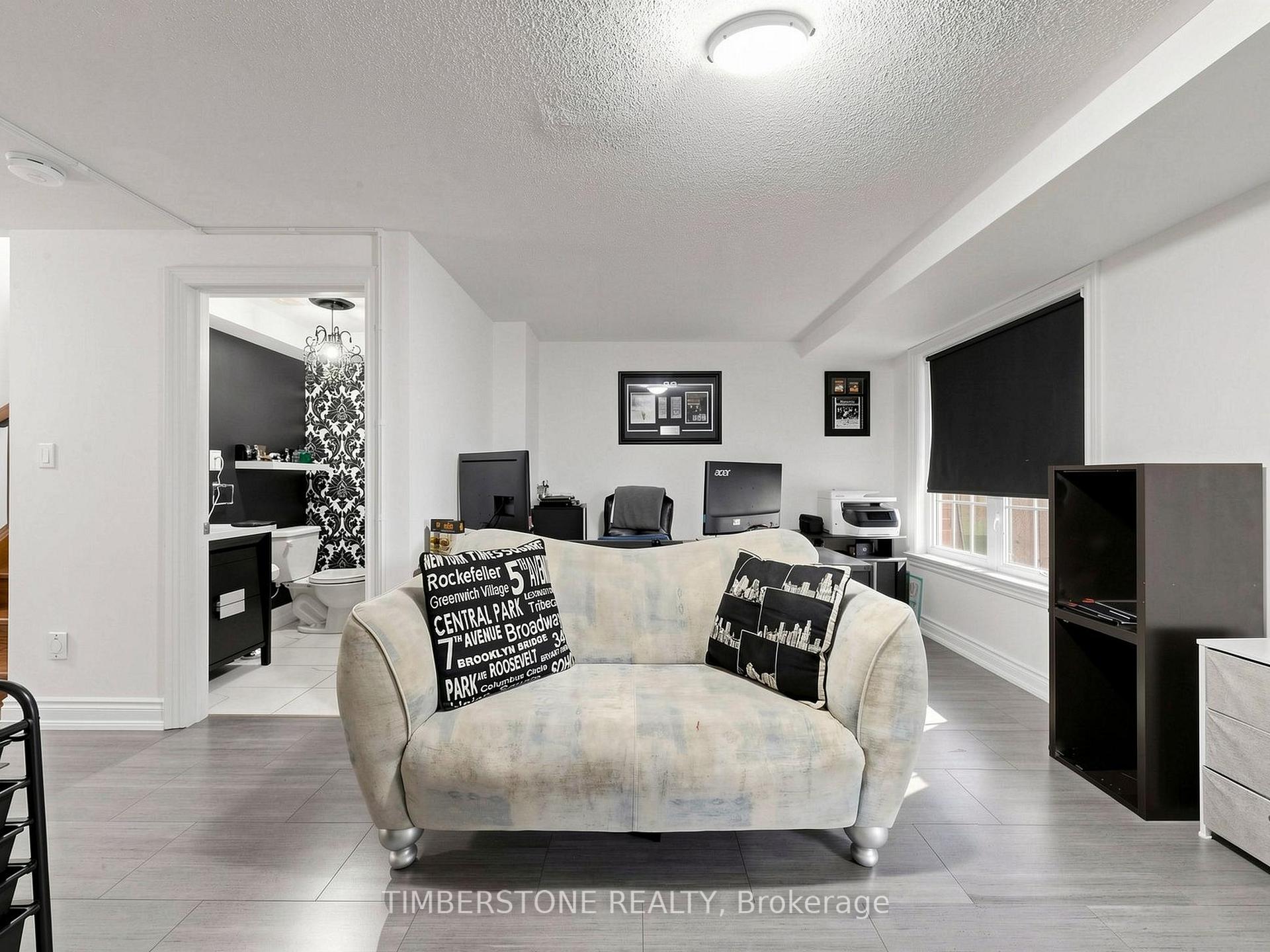 Photo 41 of 32 George Bogg Road, Vaughan, East Woodbridge — HOMEH