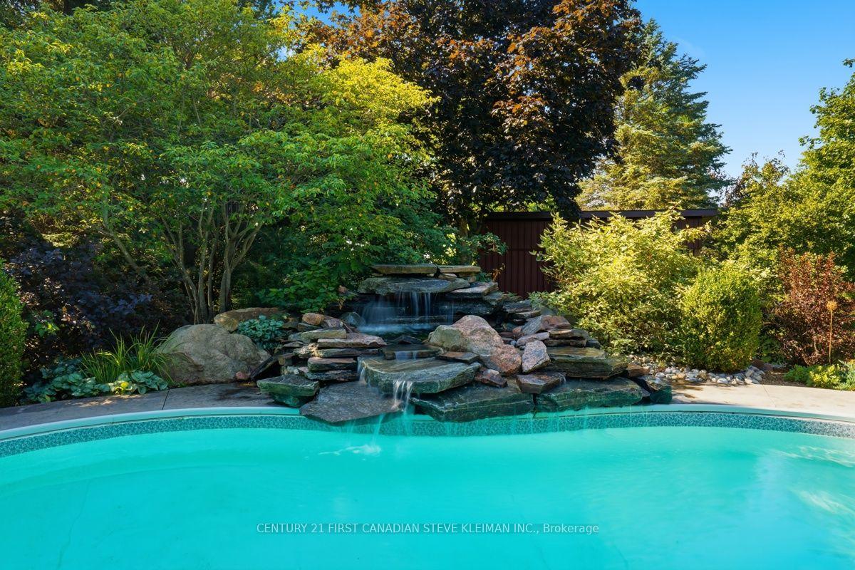 Photo 51 of 128 Salisbury Drive, Middlesex Centre, Birr — HOMEH