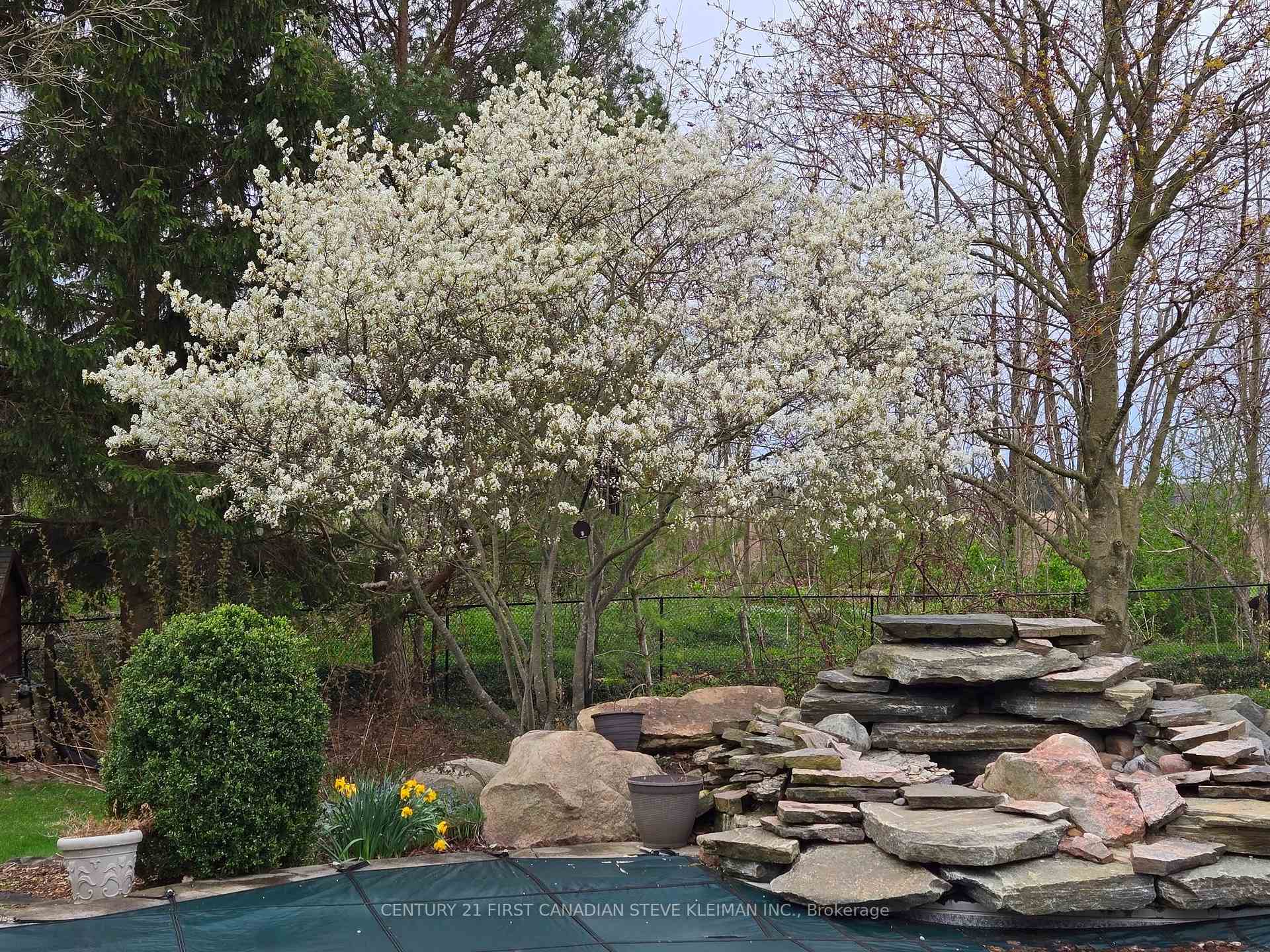 Photo 55 of 128 Salisbury Drive, Middlesex Centre, Birr — HOMEH