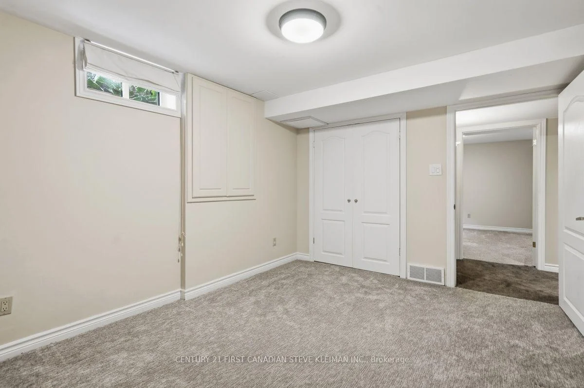 Photo 40 of 128 Salisbury Drive, Middlesex Centre, Birr — HOMEH