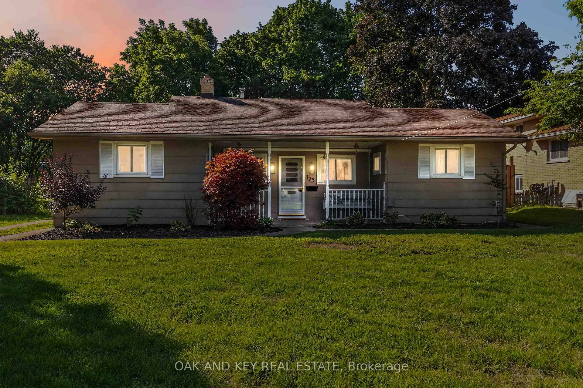 Photo 6 of 125 Keefer Street, Strathroy-Caradoc, SW — HOMEH