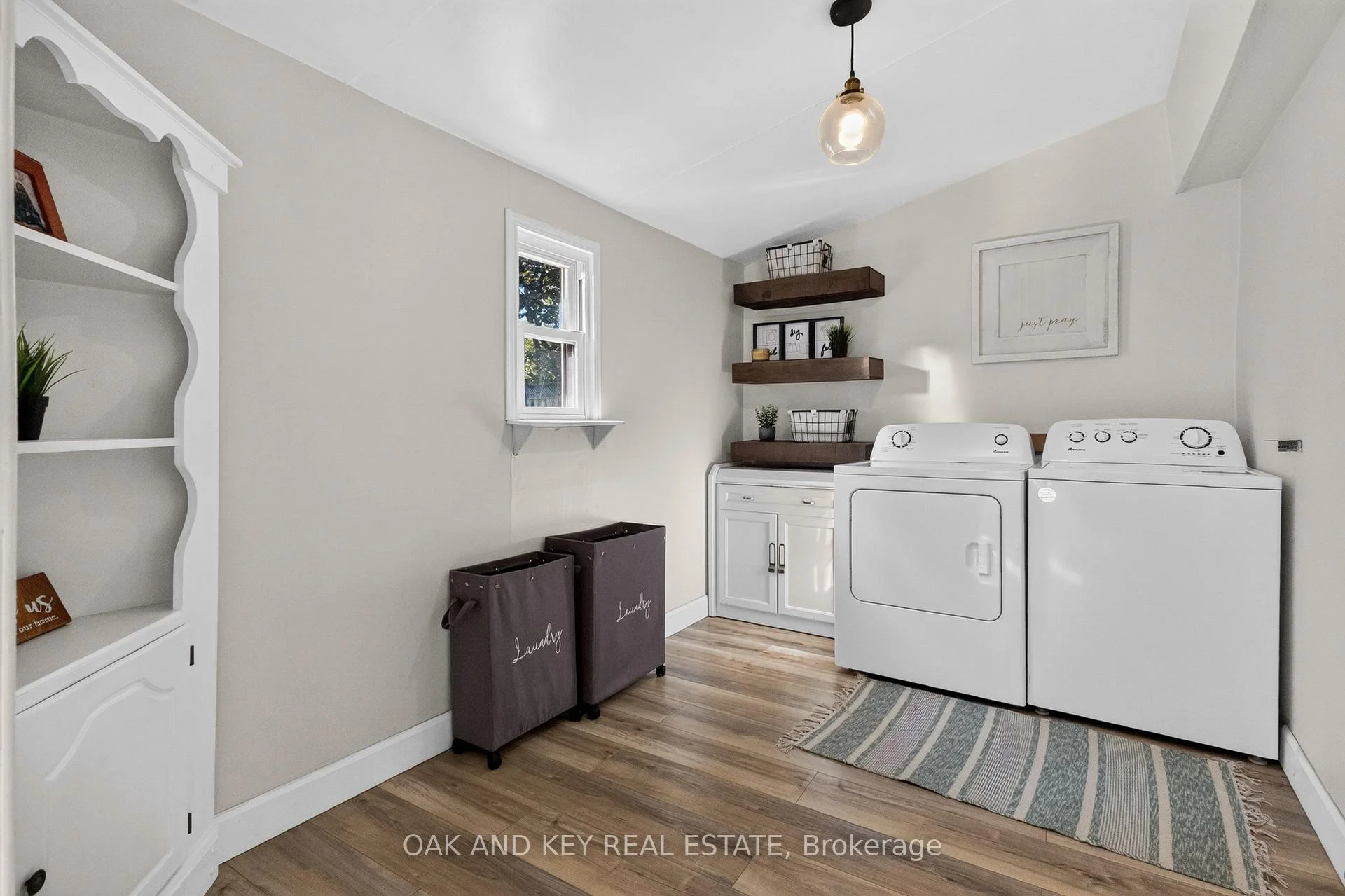 Photo 25 of 125 Keefer Street, Strathroy-Caradoc, SW — HOMEH