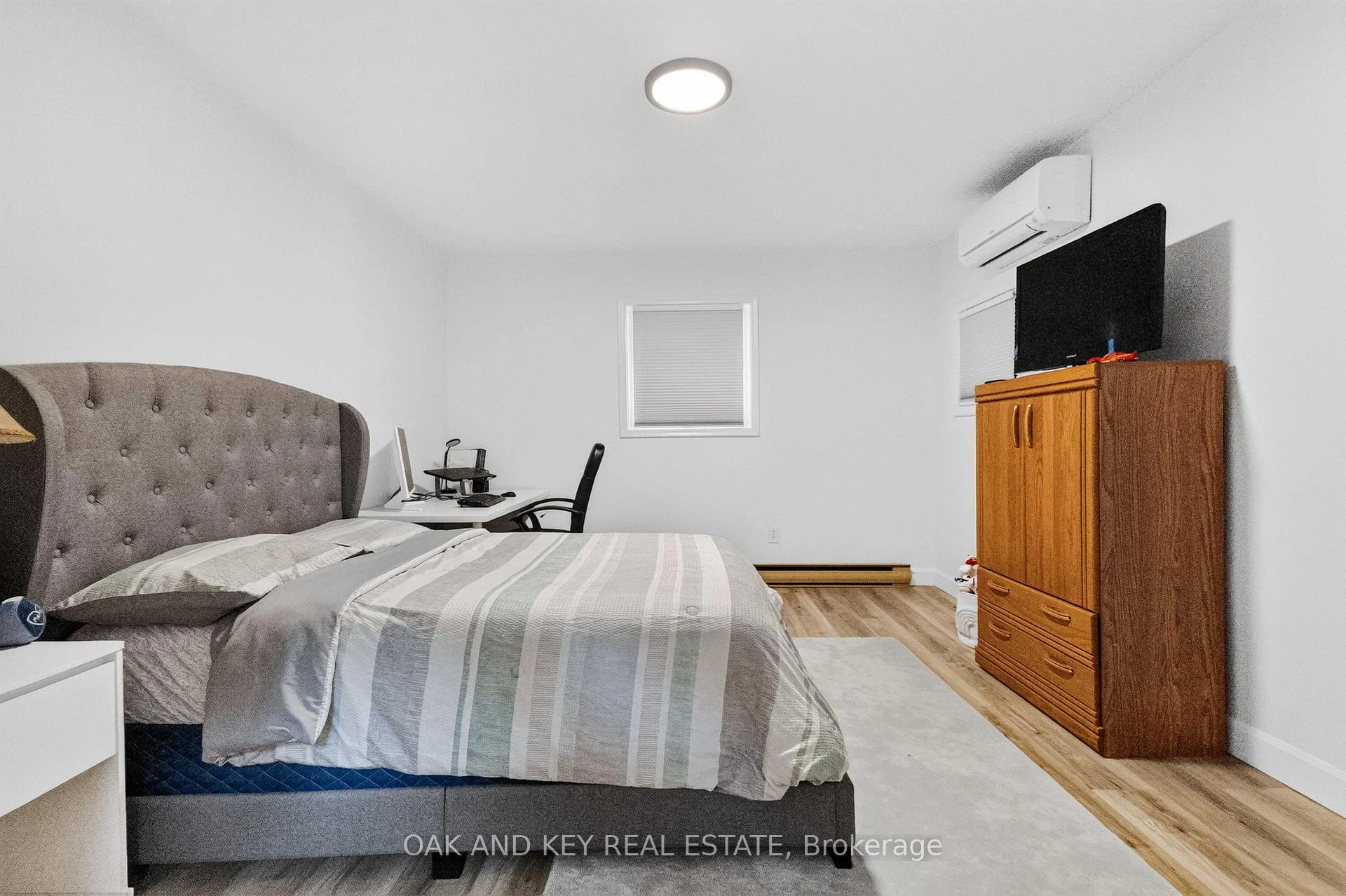Photo 74 of 125 Keefer Street, Strathroy-Caradoc, SW — HOMEH