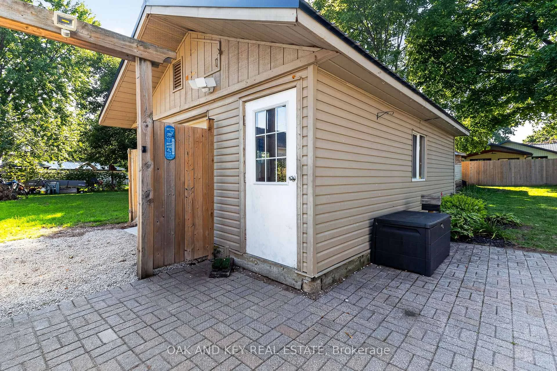 Photo 79 of 125 Keefer Street, Strathroy-Caradoc, SW — HOMEH