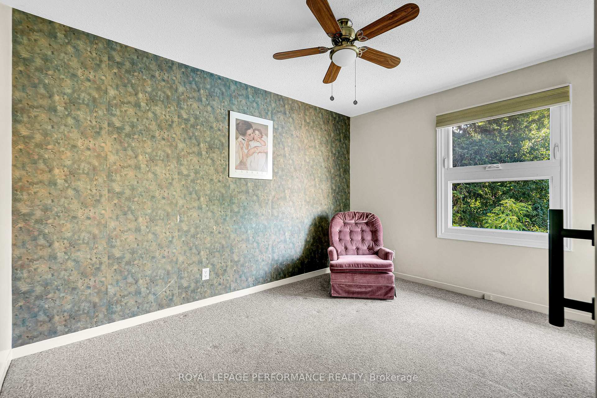 Photo 23 of 1080 Cloverlawn Court, Ottawa, Beacon Hill South — HOMEH