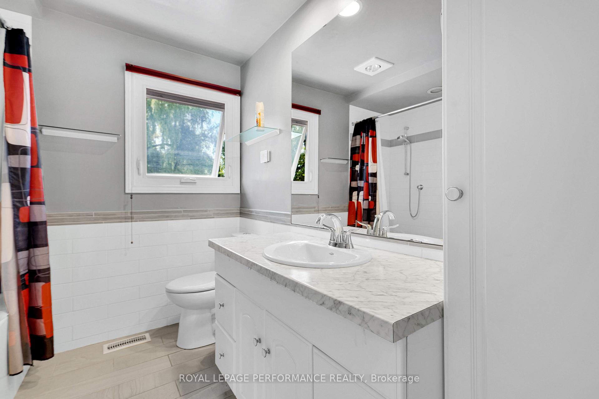 Photo 25 of 1080 Cloverlawn Court, Ottawa, Beacon Hill South — HOMEH