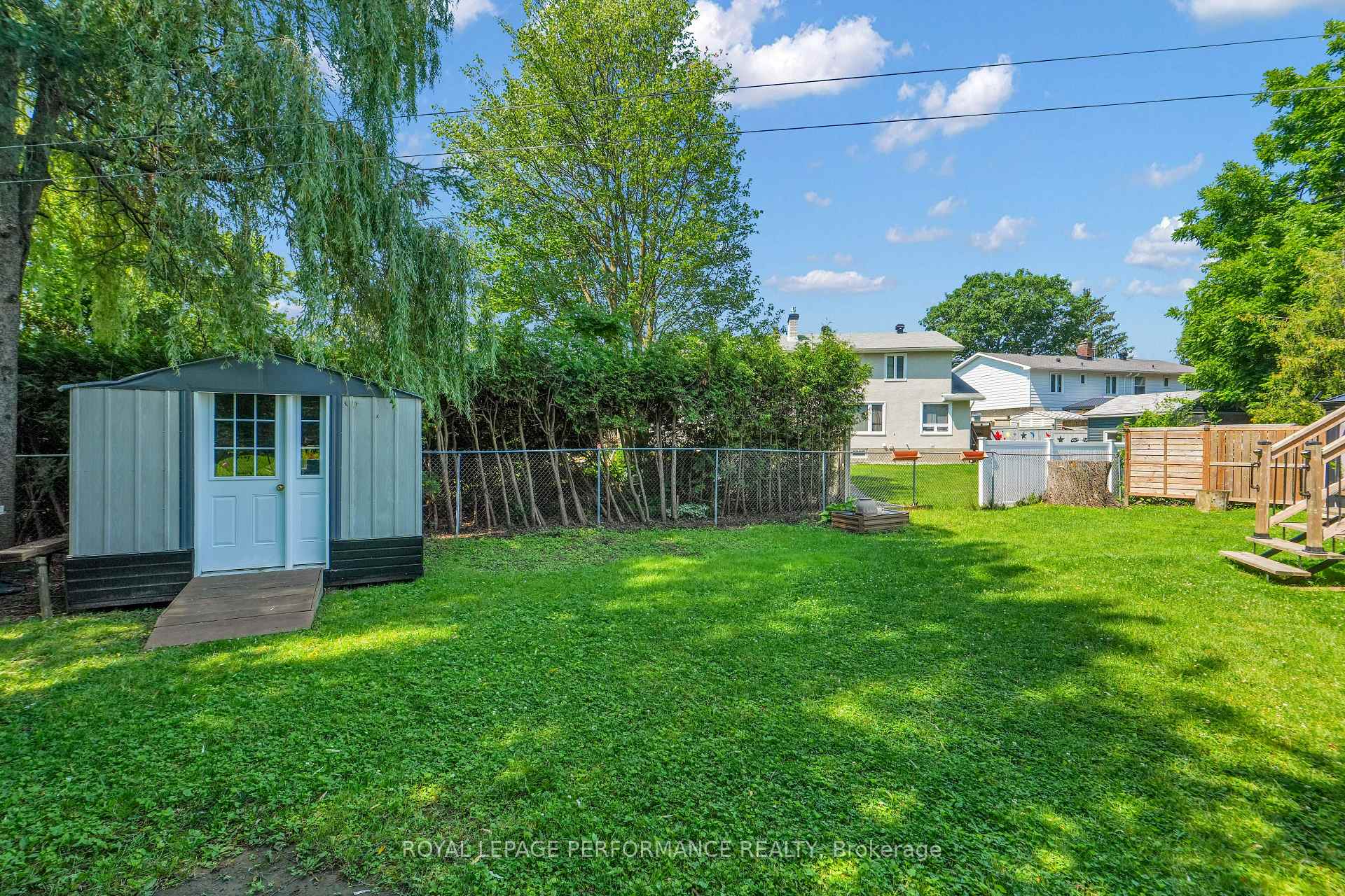 Photo 31 of 1080 Cloverlawn Court, Ottawa, Beacon Hill South — HOMEH