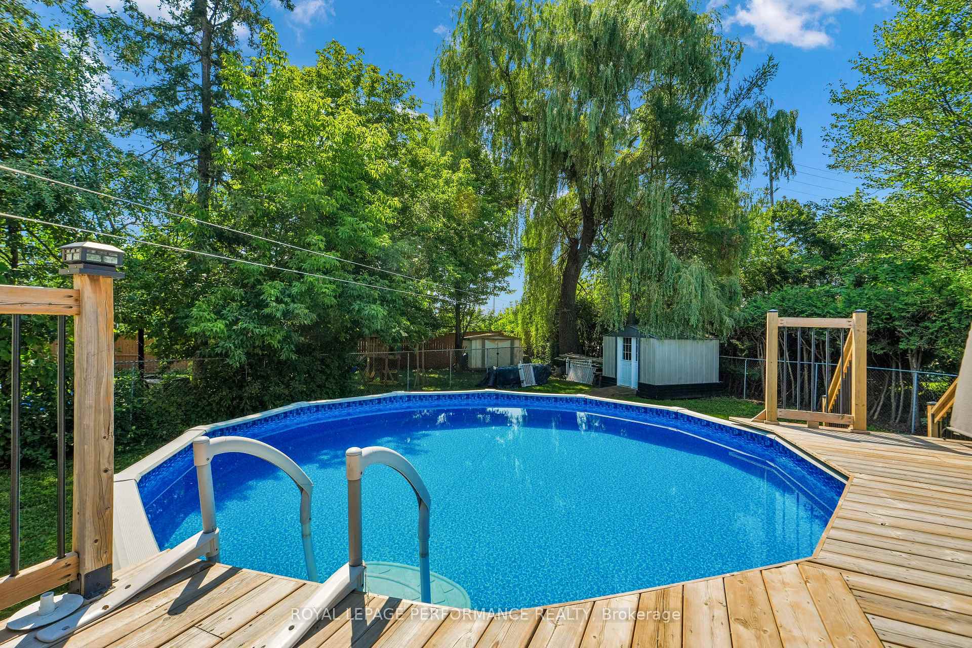 Photo 33 of 1080 Cloverlawn Court, Ottawa, Beacon Hill South — HOMEH