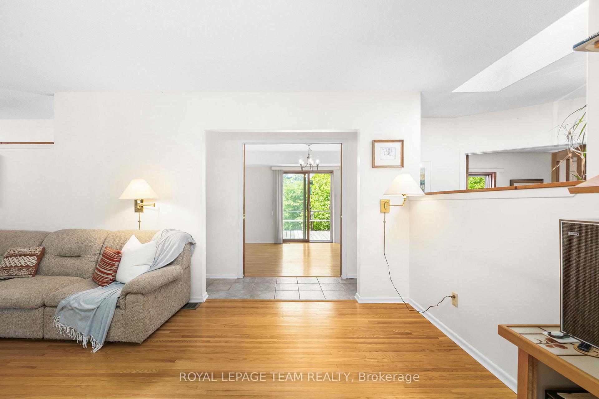Photo 12 of 4 Leeward Street, Ottawa, Pineglen/Country Place — HOMEH
