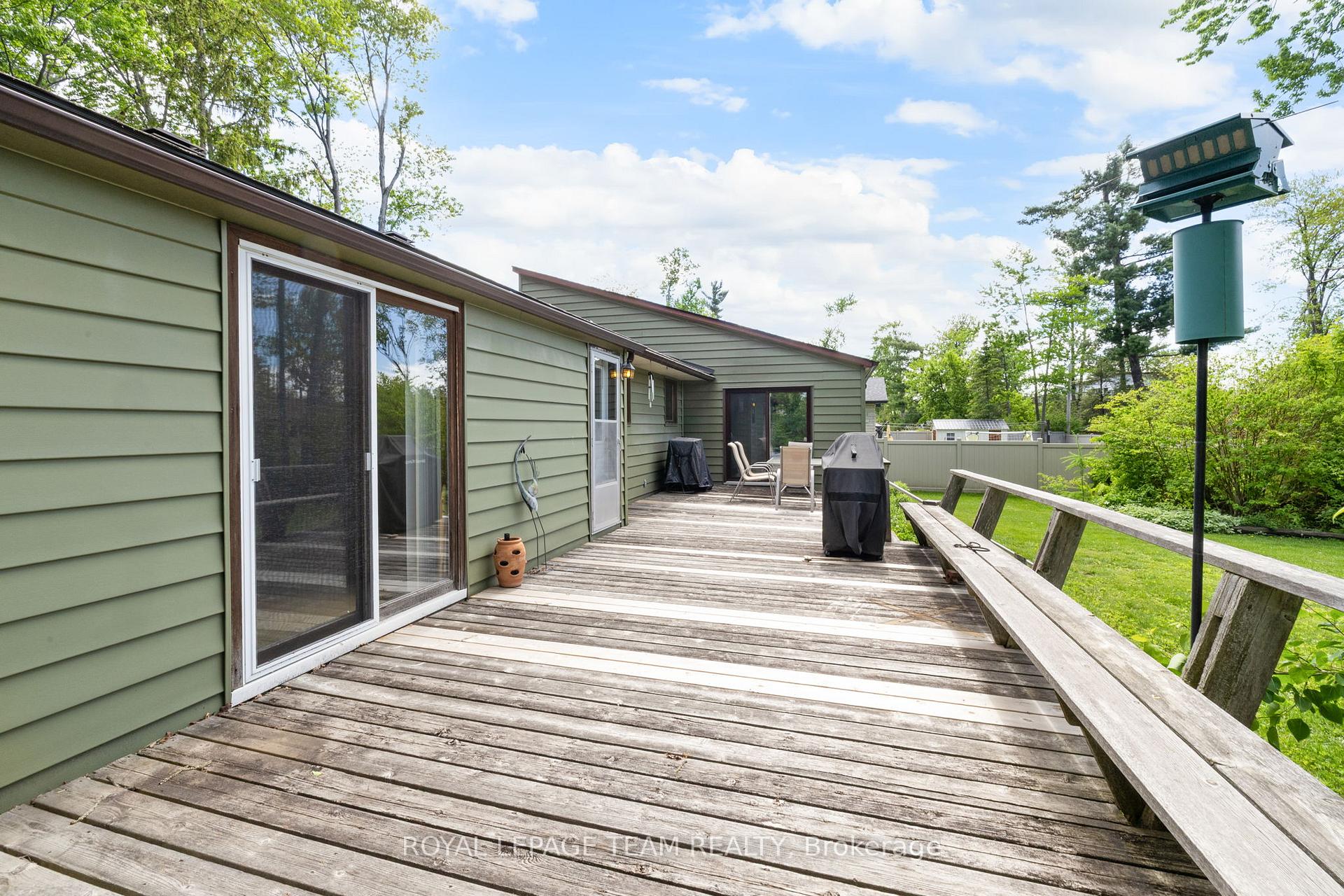 Photo 42 of 4 Leeward Street, Ottawa, Pineglen/Country Place — HOMEH