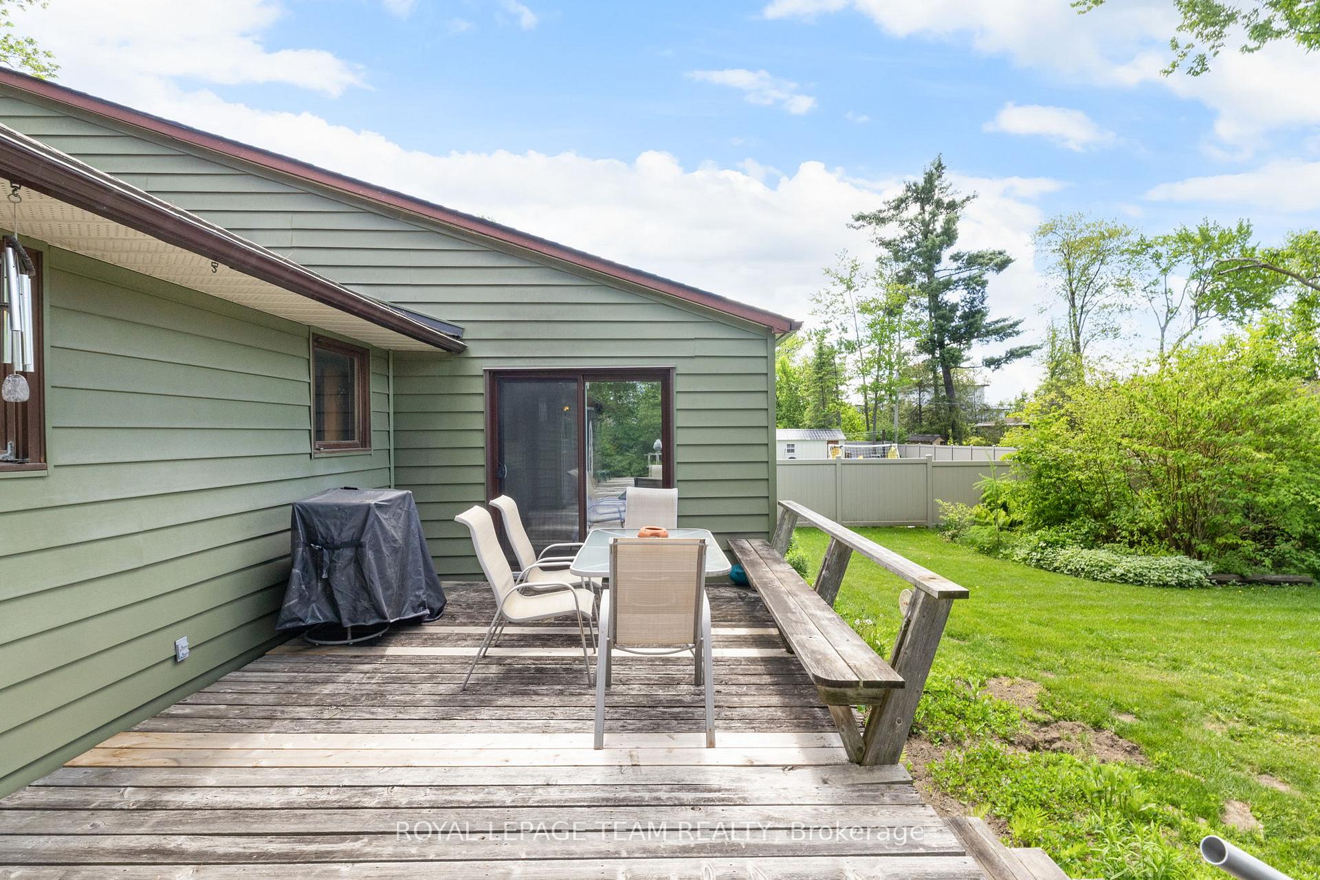 Photo 43 of 4 Leeward Street, Ottawa, Pineglen/Country Place — HOMEH