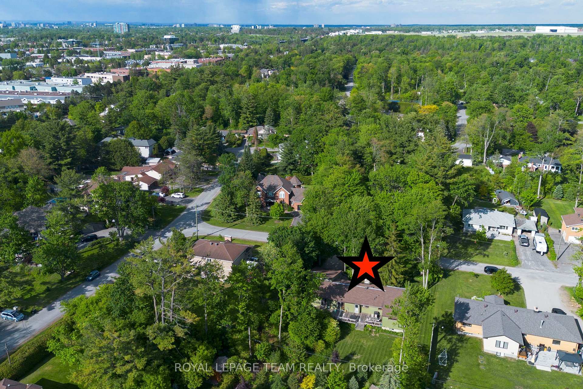 Photo 47 of 4 Leeward Street, Ottawa, Pineglen/Country Place — HOMEH