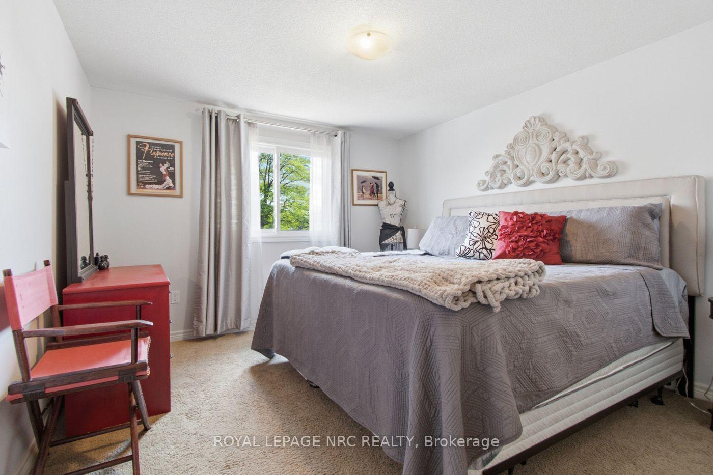 Photo 17 of 5 Culligan Crescent, Thorold, Confederation Heights — HOMEH