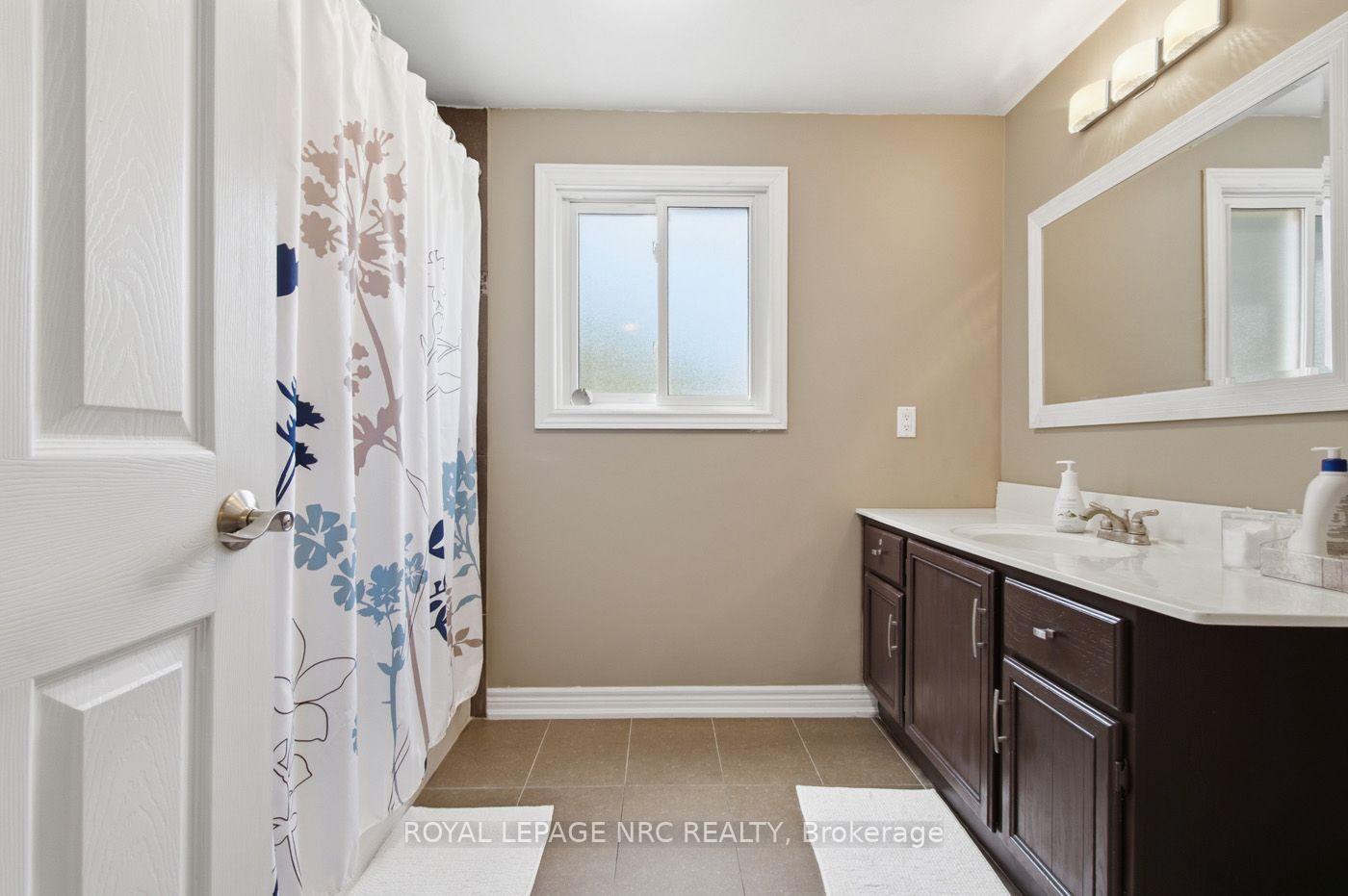Photo 19 of 5 Culligan Crescent, Thorold, Confederation Heights — HOMEH