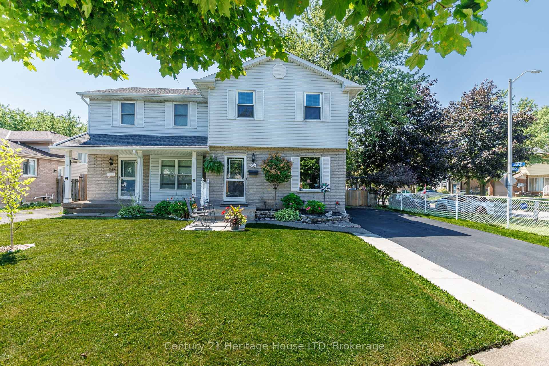 Photo of 6477 Malibu Drive