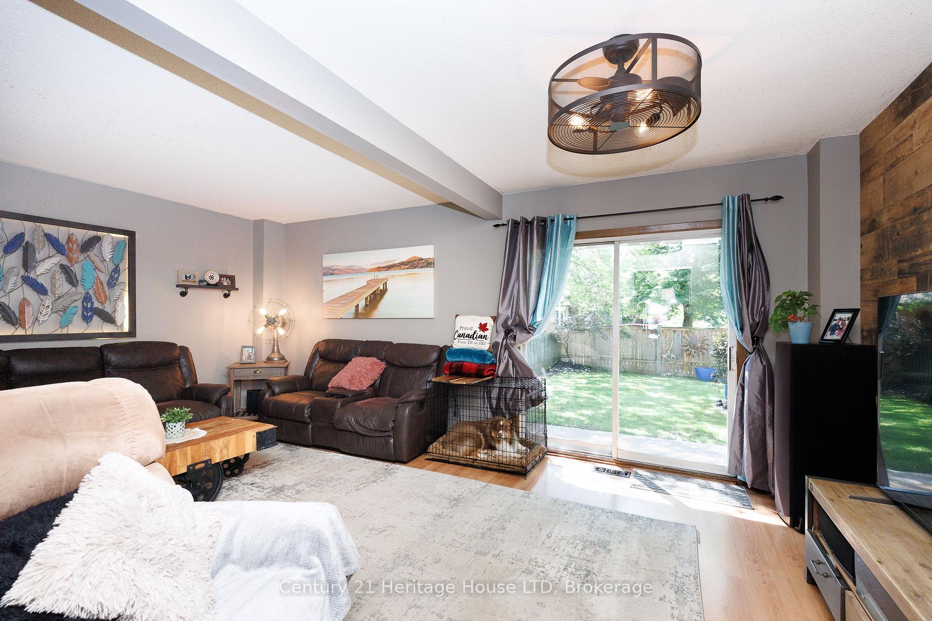 Photo 7 of 6477 Malibu Drive, Niagara Falls, West Wood — HOMEH