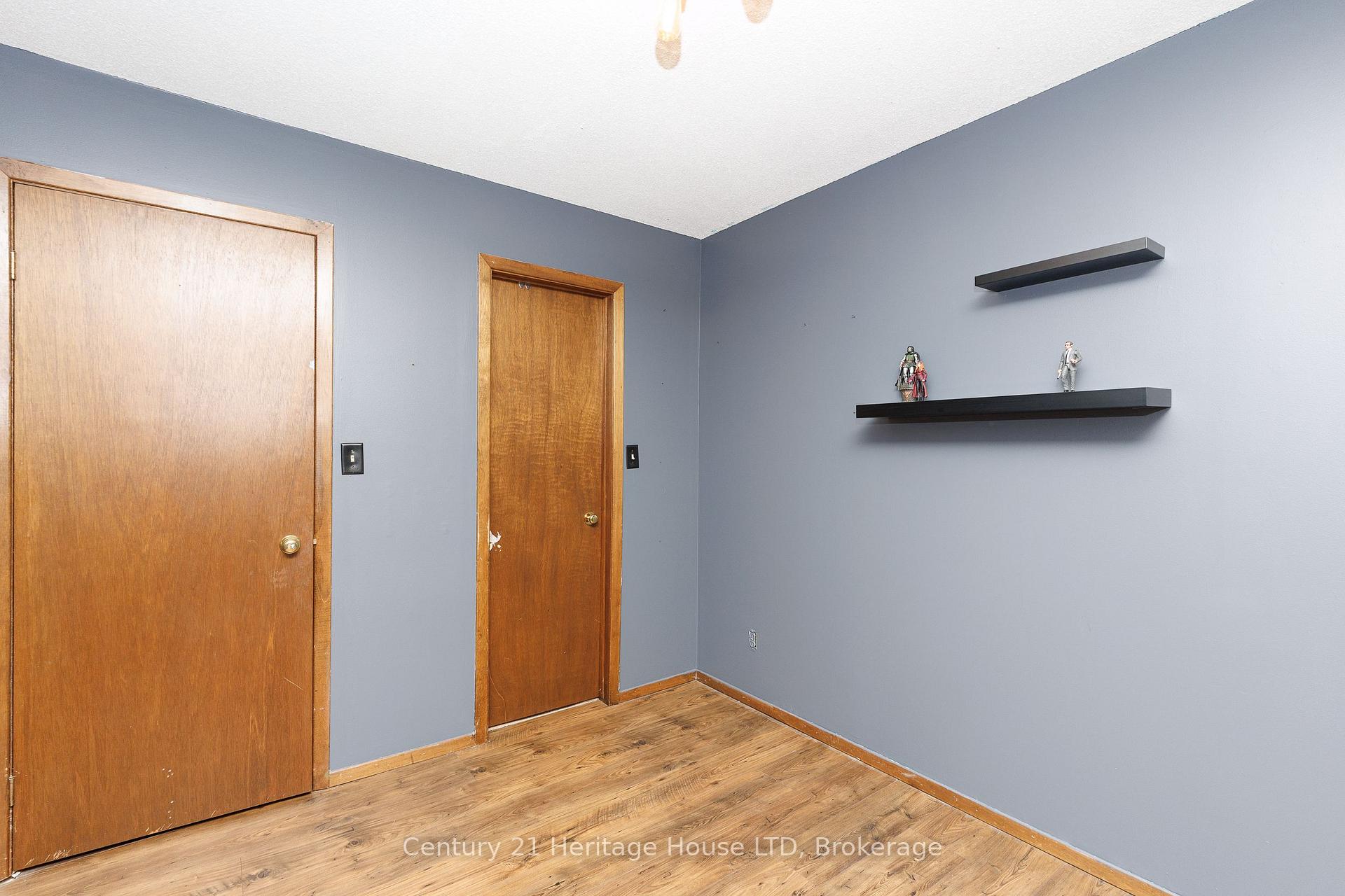Photo 29 of 6477 Malibu Drive, Niagara Falls, West Wood — HOMEH