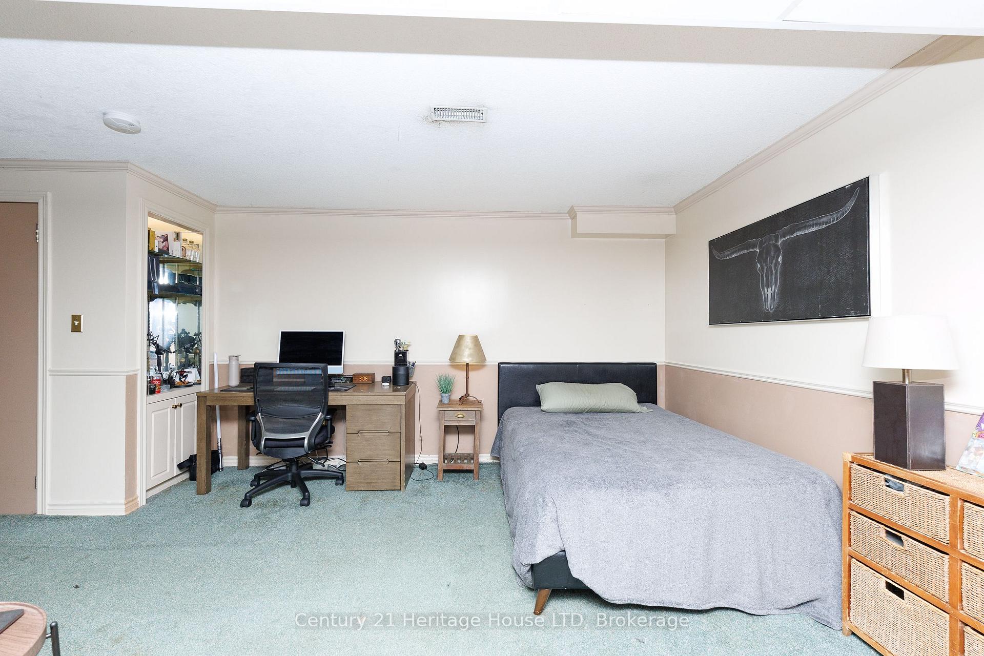 Photo 33 of 6477 Malibu Drive, Niagara Falls, West Wood — HOMEH