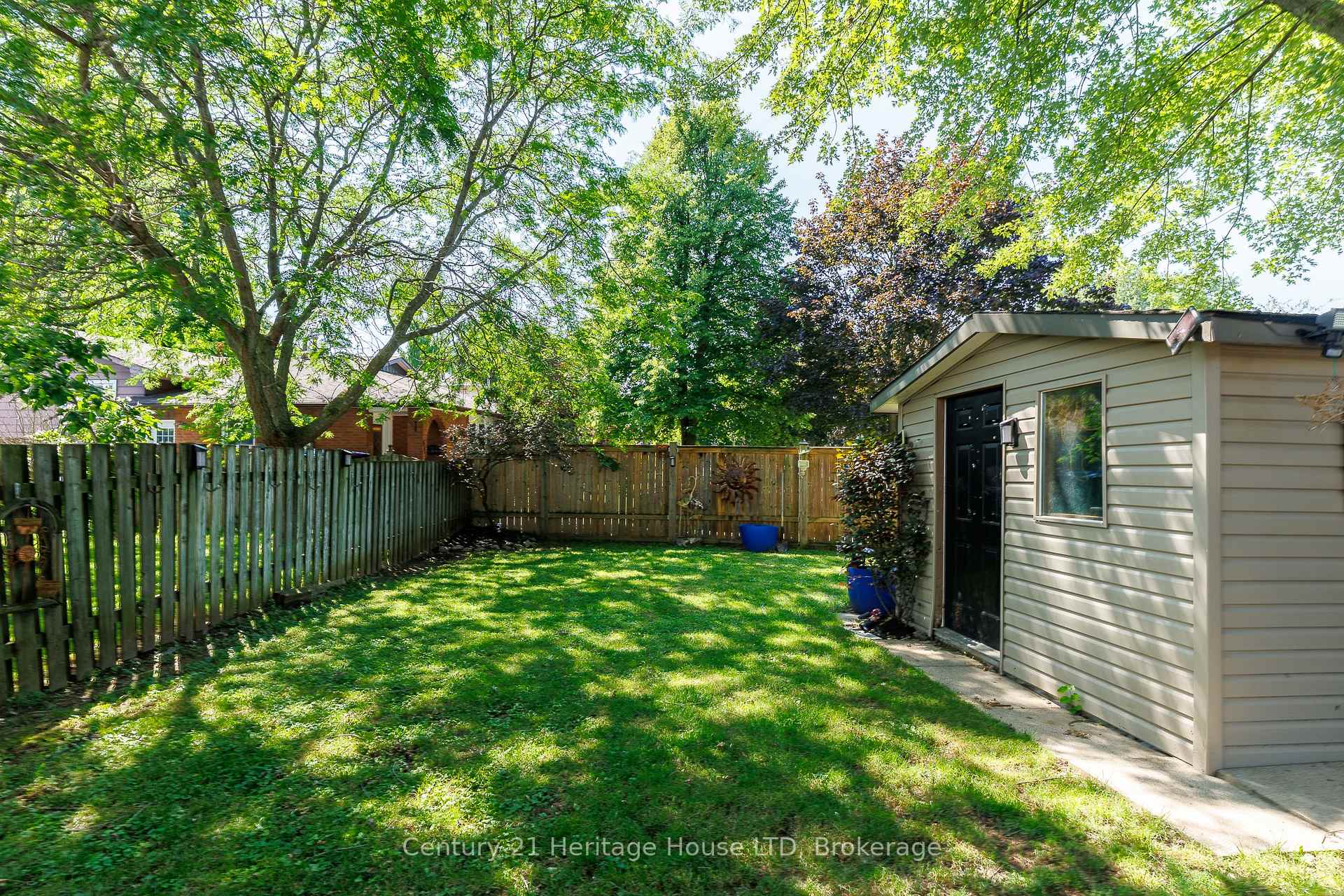 Photo 40 of 6477 Malibu Drive, Niagara Falls, West Wood — HOMEH