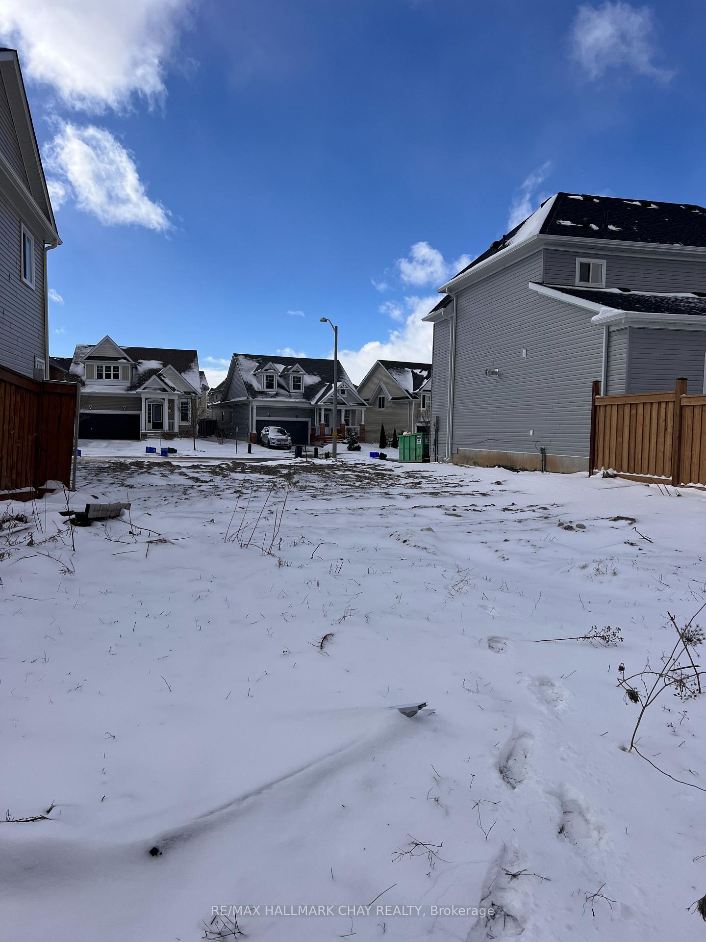 Photo 4 of 837 O'Reilly Crescent, Shelburne — HOMEH