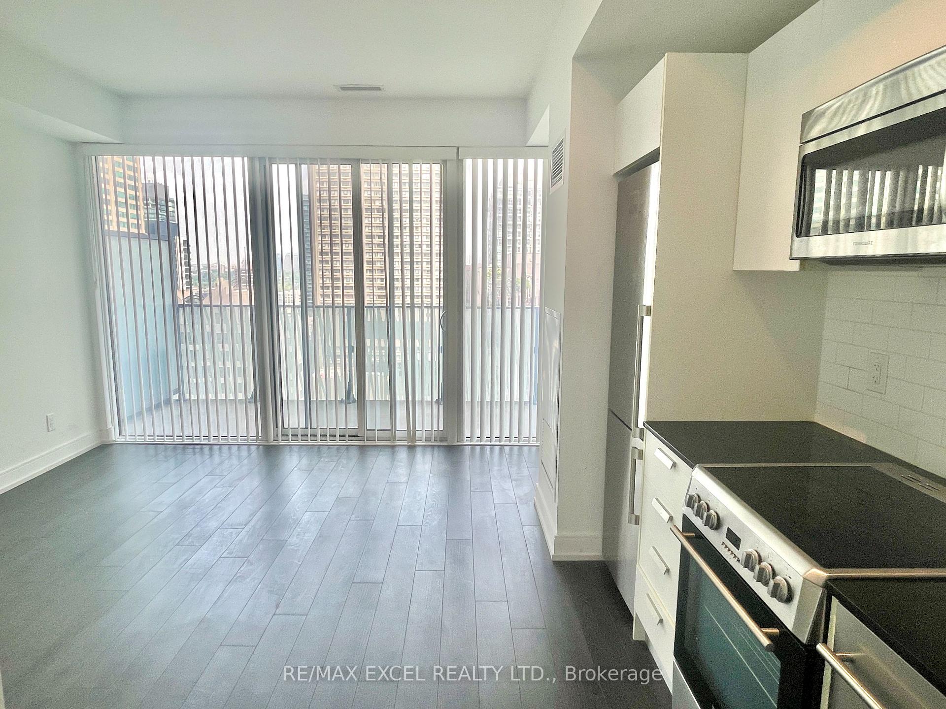 Photo 3 of Unit 2208, 42 Charles Street E, Toronto, Church-Yonge Corridor — HOMEH