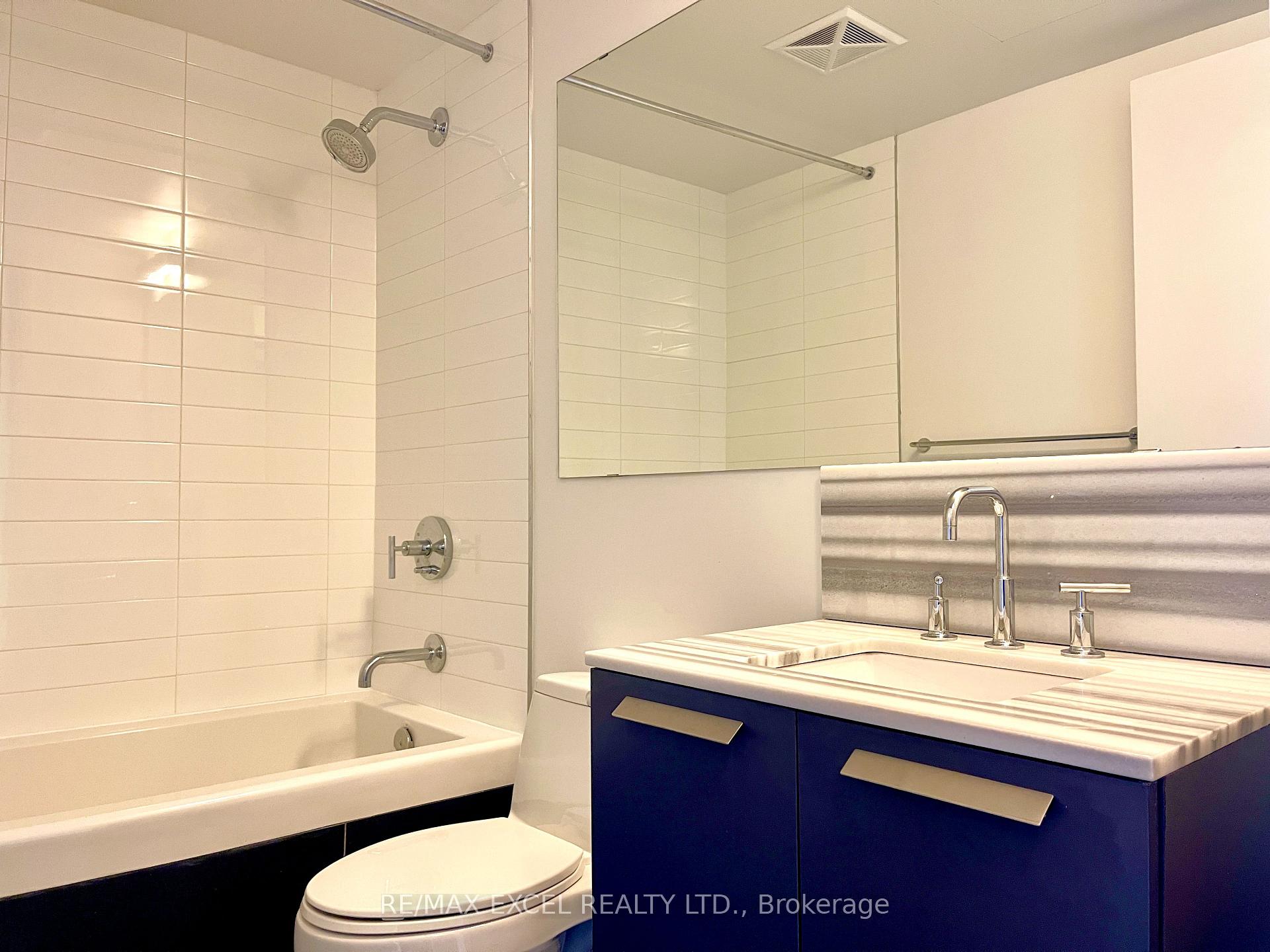 Photo 8 of Unit 2208, 42 Charles Street E, Toronto, Church-Yonge Corridor — HOMEH