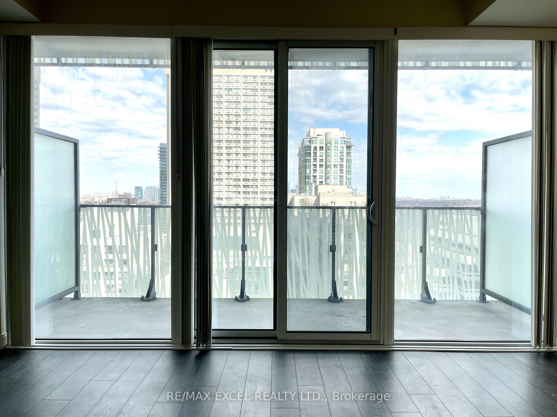 Photo 9 of Unit 2208, 42 Charles Street E, Toronto, Church-Yonge Corridor — HOMEH
