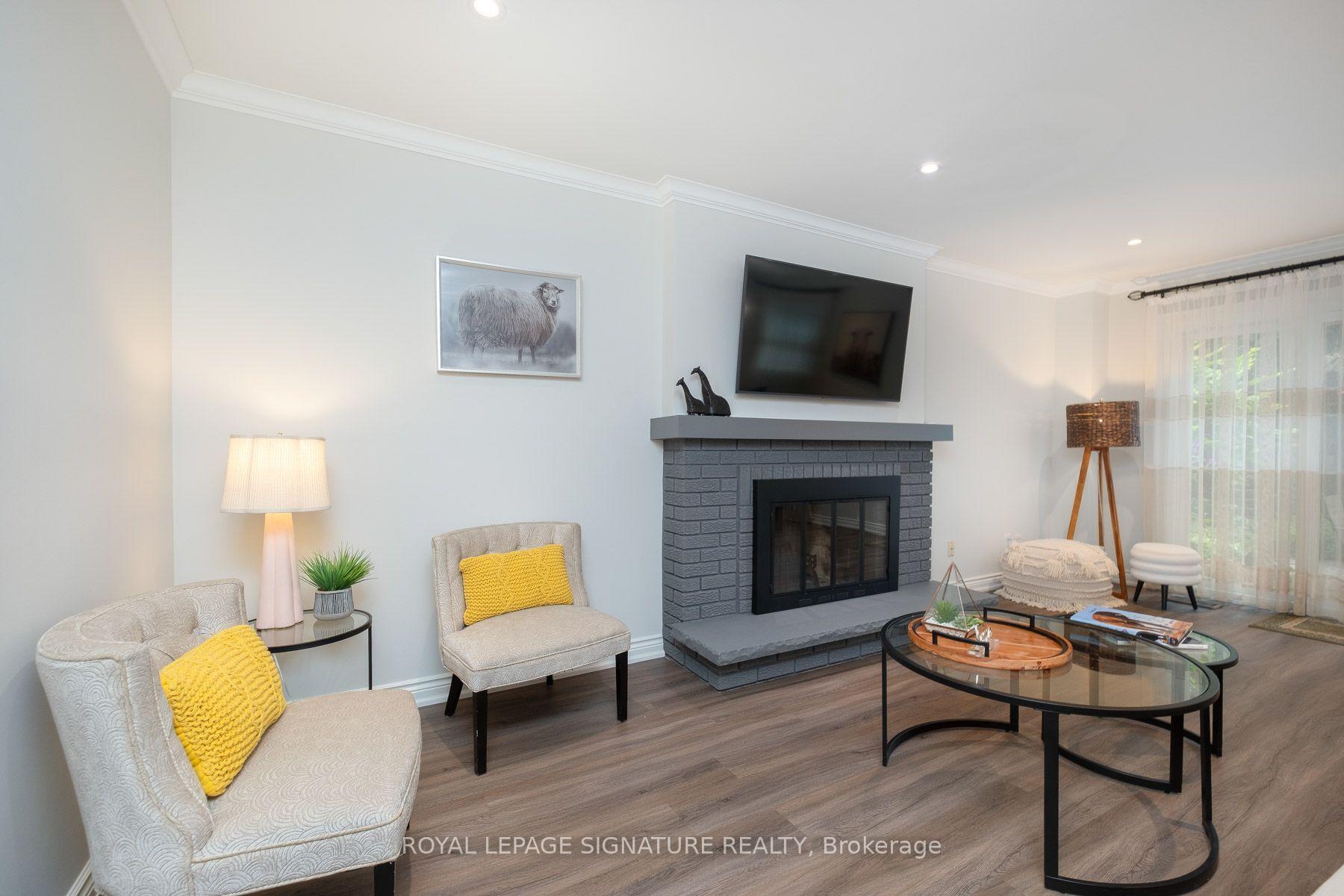 Photo 9 of 32 Richwood Drive, Markham, Sherwood-Amberglen — HOMEH