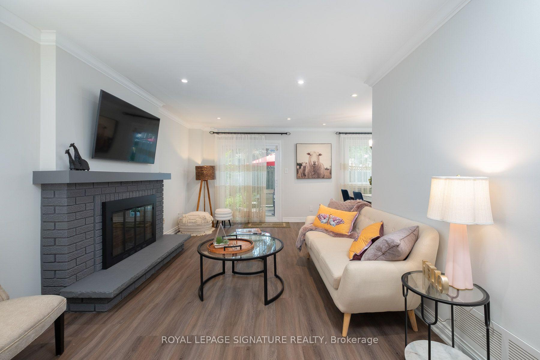 Photo 10 of 32 Richwood Drive, Markham, Sherwood-Amberglen — HOMEH
