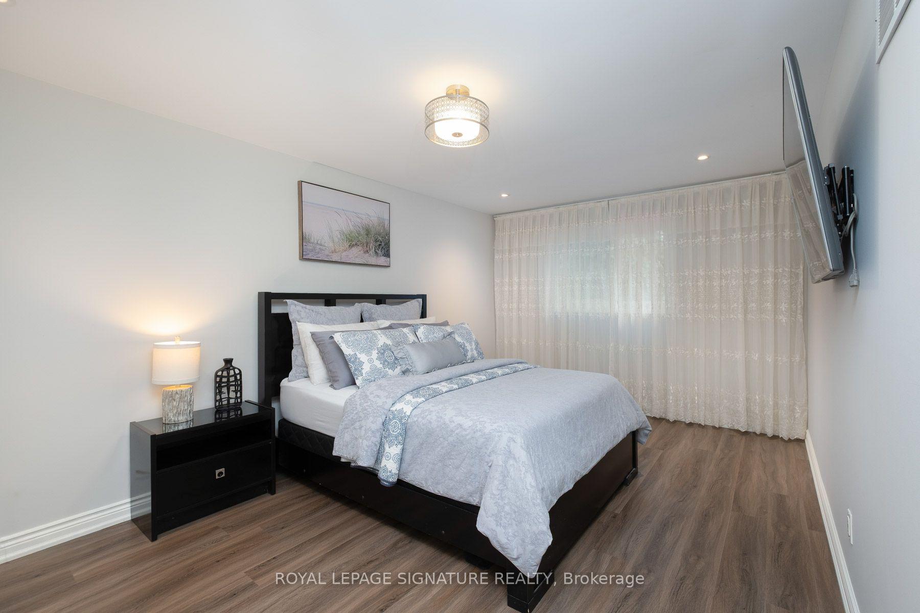 Photo 20 of 32 Richwood Drive, Markham, Sherwood-Amberglen — HOMEH