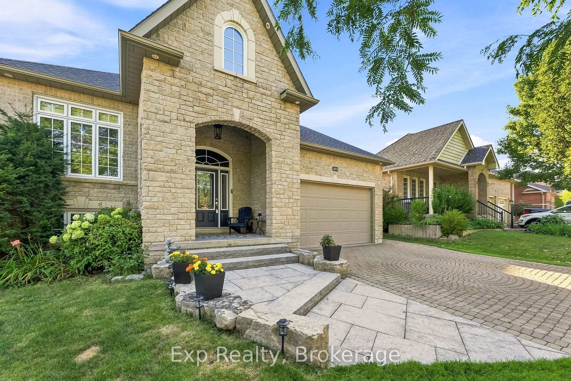 Photo 4 of 372 Parkview Hills Drive, Cobourg — HOMEH
