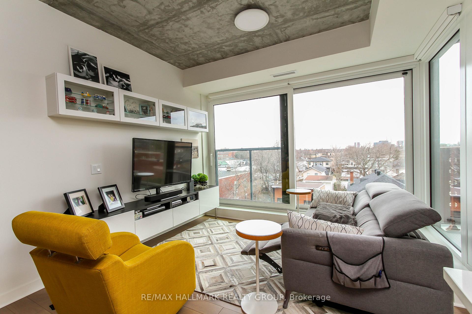 Photo 15 of Unit 409, 135 Barrette Street, Ottawa, Vanier — HOMEH