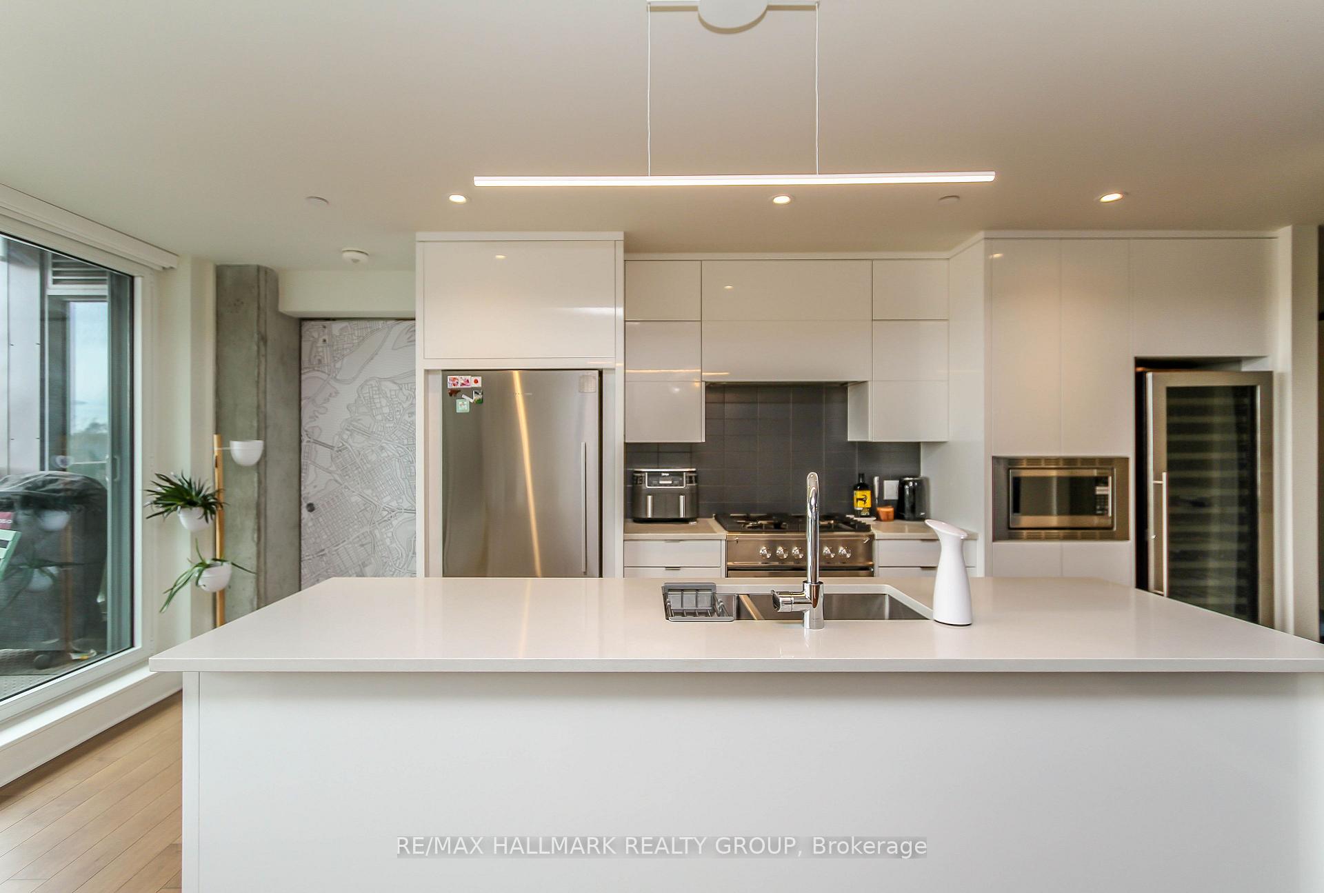Photo 19 of Unit 409, 135 Barrette Street, Ottawa, Vanier — HOMEH