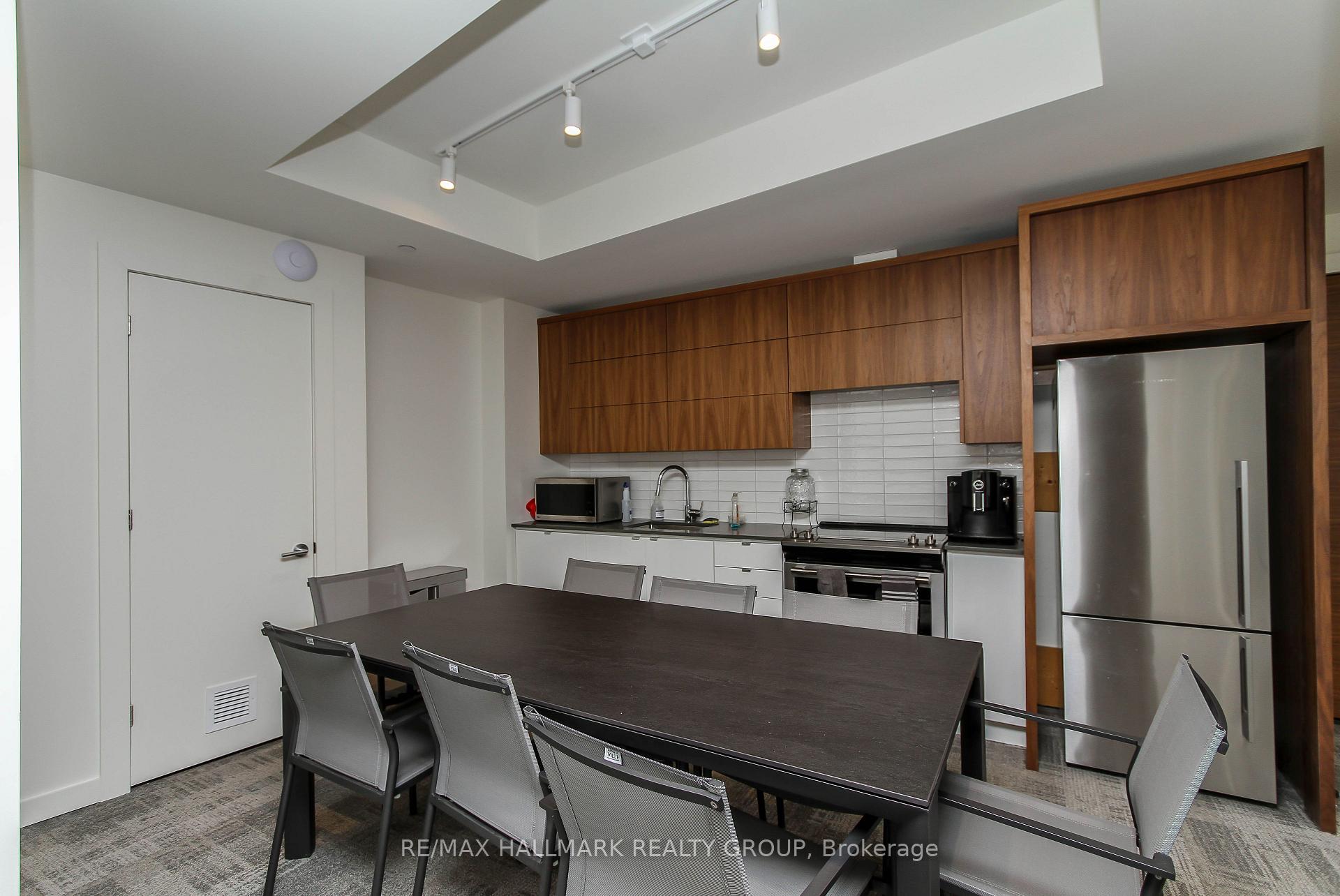 Photo 41 of Unit 409, 135 Barrette Street, Ottawa, Vanier — HOMEH